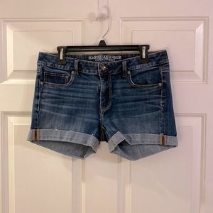 American Eagle AEO Super Stretch Blue Jean shorts Size 12.